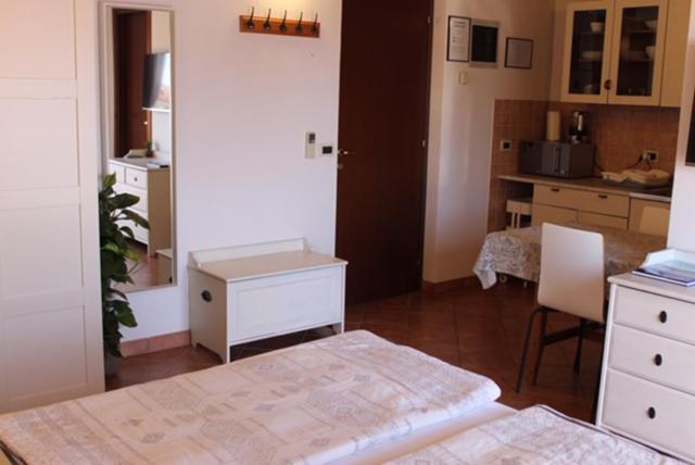 Rooms And Apartments Robert Rovinj Bagian luar foto